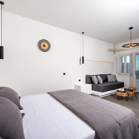 Neoma Luxury Karterados (Santorini)