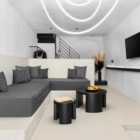 Neoma Luxury Aparthotel