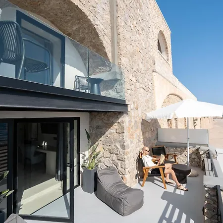 Neoma Luxury