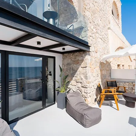 Neoma Luxury Appart hôtel Karterados (Santorini)