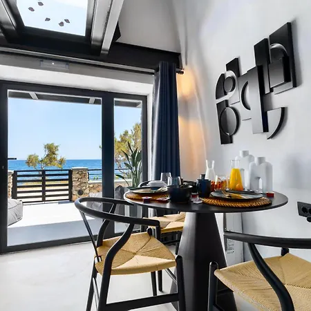 Neoma Luxury 4* Karterados (Santorini)